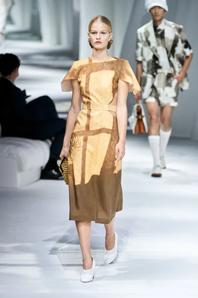 Look 6